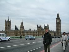 Le sige du parlement britannique au bord de la Tamise