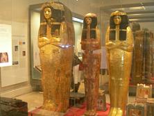 Sarcophages en or